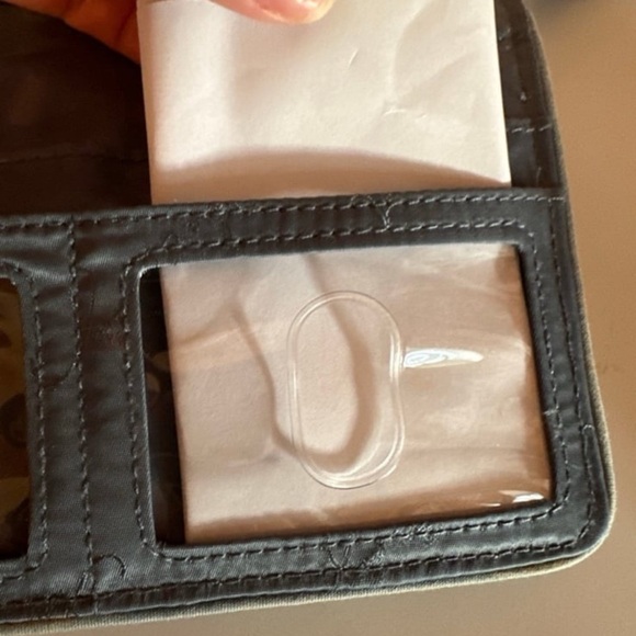 Vera Bradley Floral Quilted Women's Wallet - Picture 5 of 11